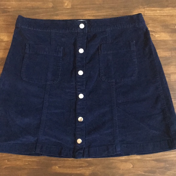 Urban outfitters mini skirt - Picture 4 of 10